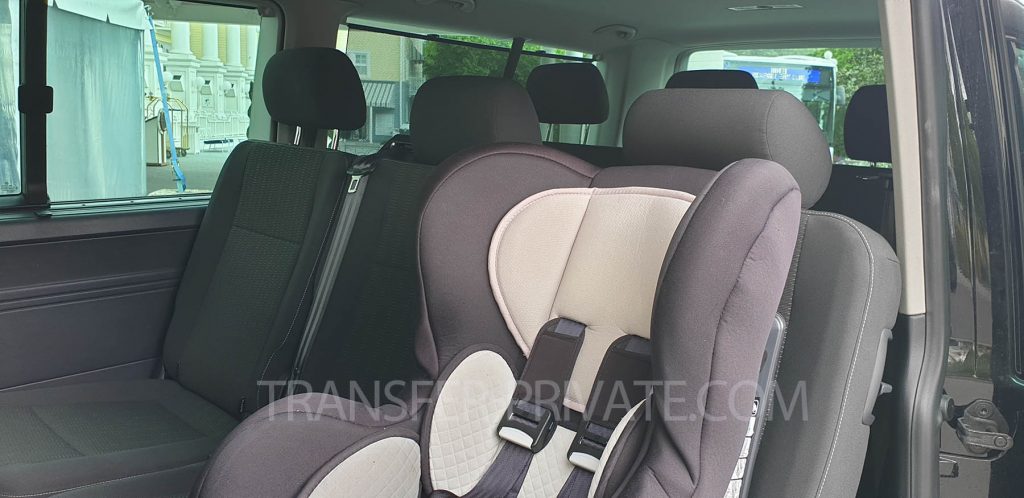 Taxi from CDG airport to Disneyland Paris with baby seat